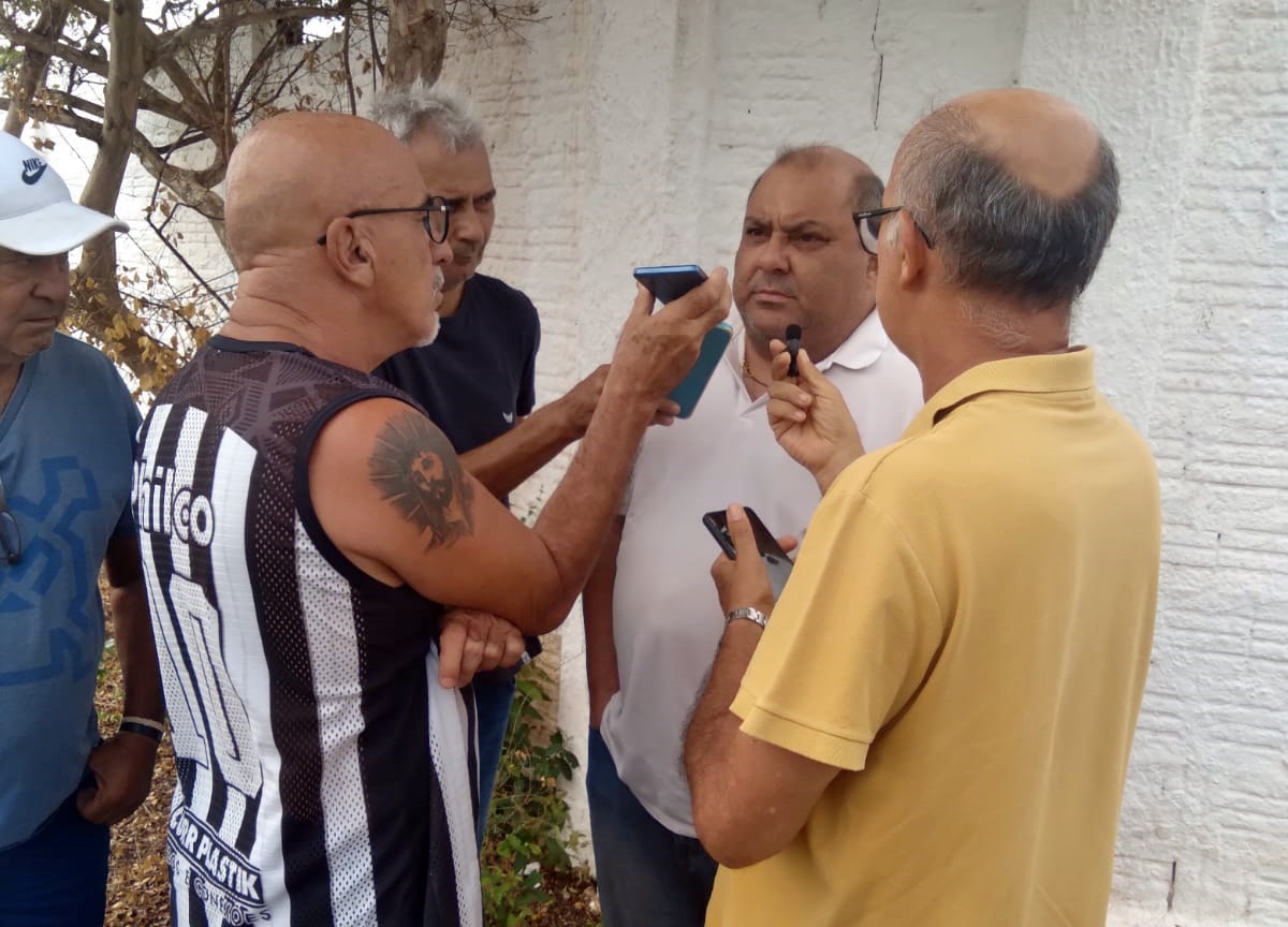 Foto: Divulgação - O presidente do Conselho Deliberativo do VOCEM, durante entrevista coletiva, nesta terça-feira, dia 28 de janeiro.