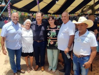 Deputado Ricardo Madalena prestigia Festa de Reis em Tarumã